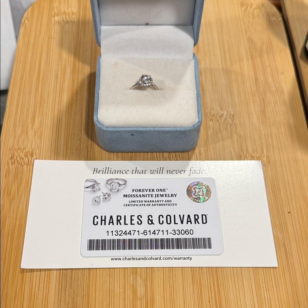 Charles & Colvard 1.2 CTW Round Halo Ring 14K White Gold Size 7 - New